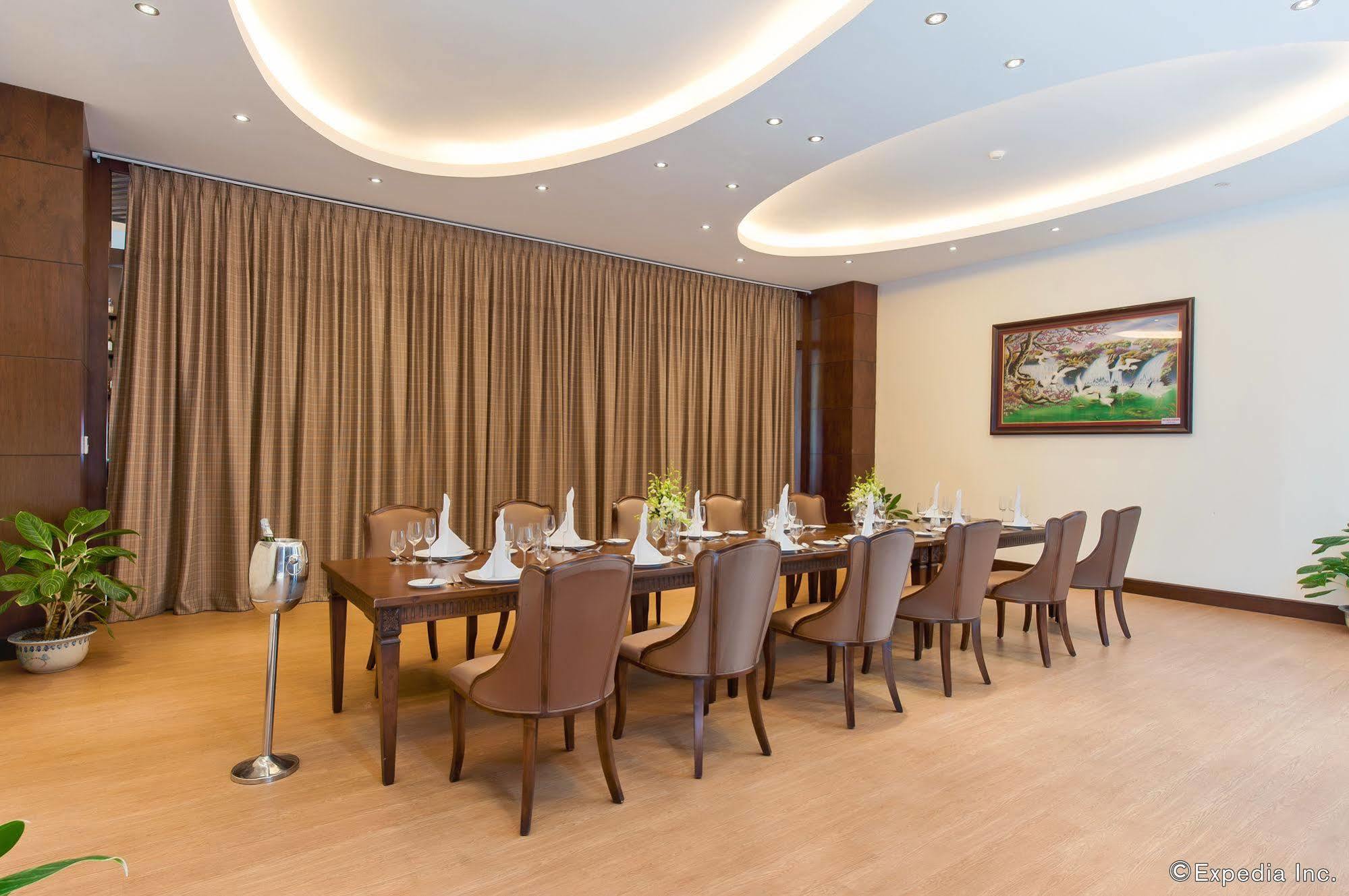 וין Muong Thanh Luxury Song Lam Hotel מראה חיצוני תמונה